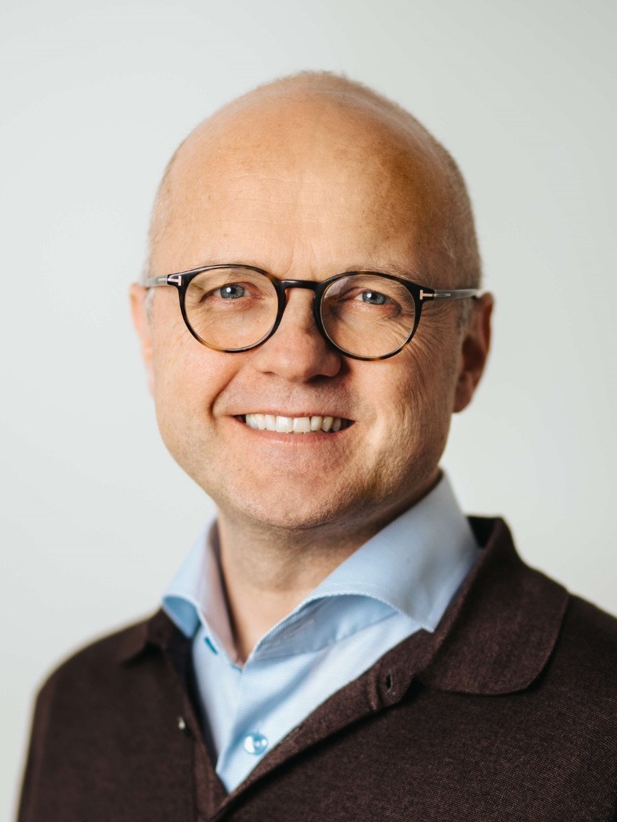 35.Vidar-Helgesen-Hope-book