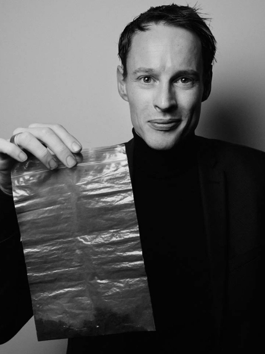 57.Daan-Roosegaarde-Hope-book